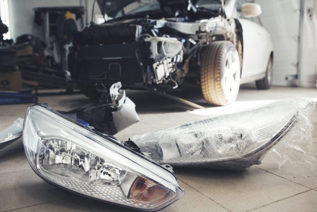 Collision Center, Auto Body Shop, Metroplex Collision Center, Dallas, Texas, Tear Down