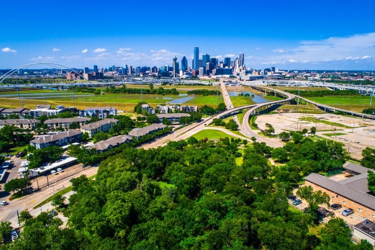 Collision repair in Cockrell Hill Dallas TX 75211 near Oak Cliff West